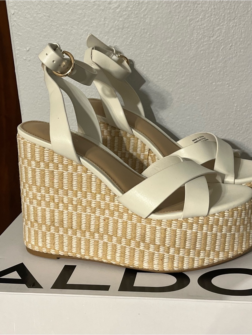 ALDO Cream Woven Raffia Platform Ankle-Strap Wedges Sz 8 - Picture 2 of 9